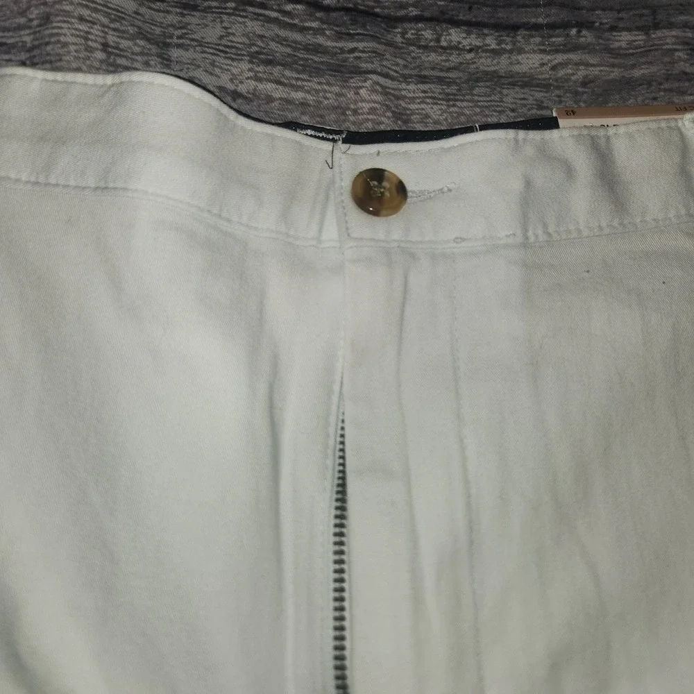 Club Room Chino‎ Shorts 4-Way Stretch Comfortable Waistband Light Blue Size 42